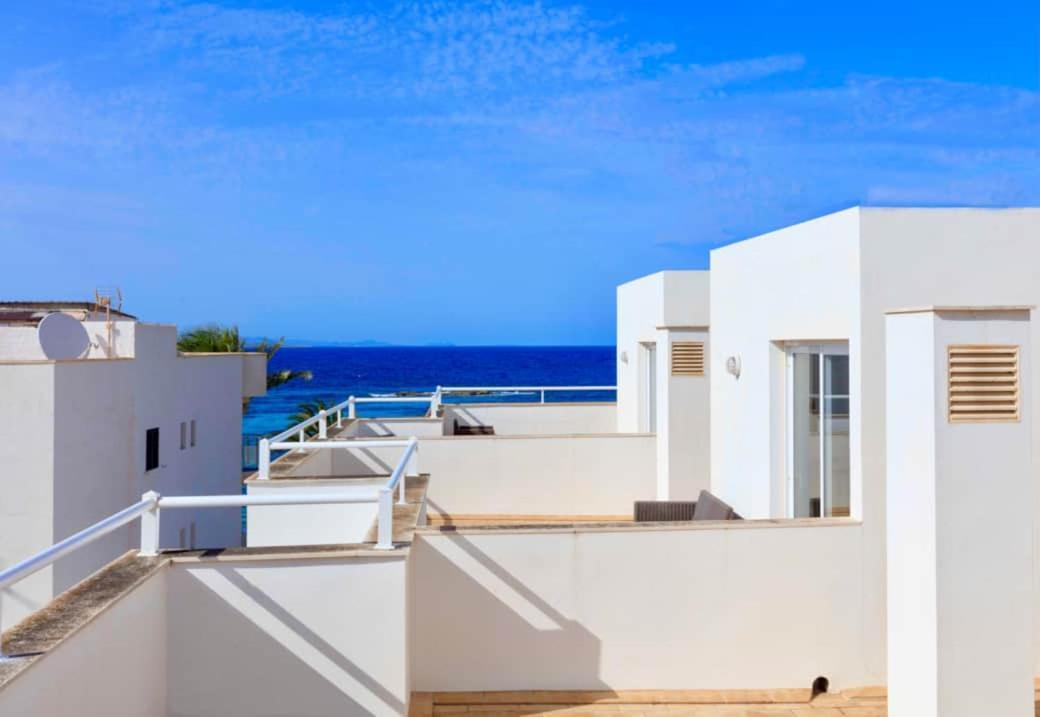 Apartamentos Sa Varadero 3S Con Vista Mare Laterale Es Pujols Ngoại thất bức ảnh
