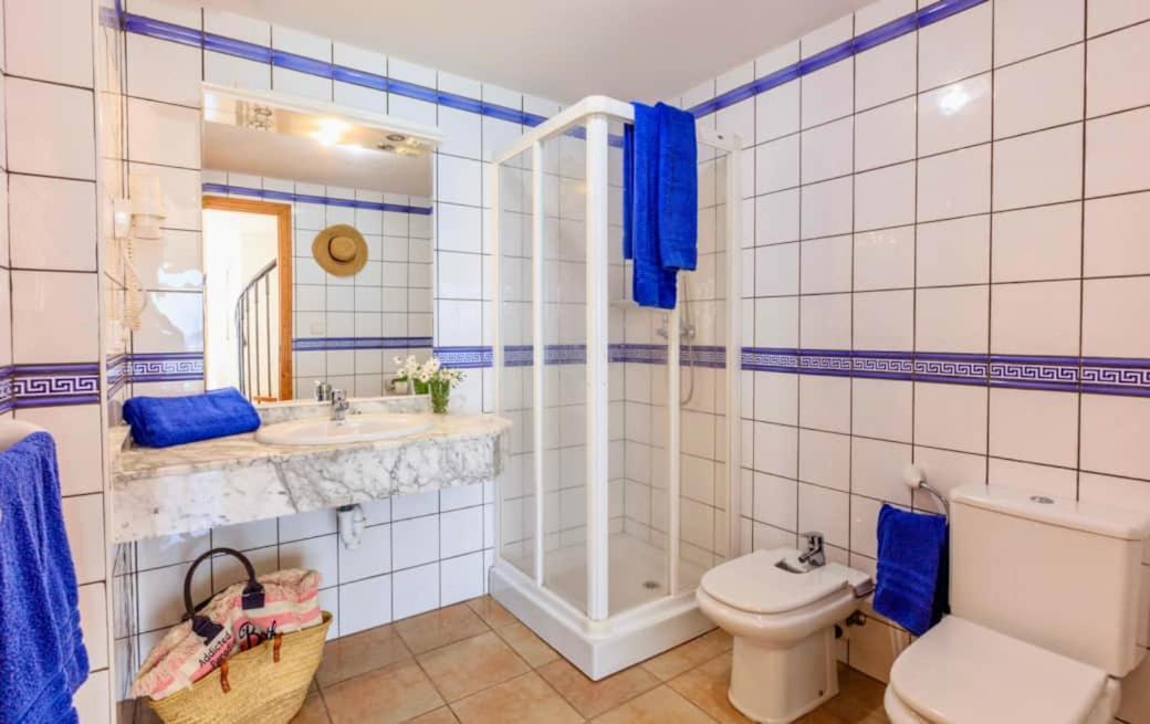 Apartamentos Sa Varadero 3S Con Vista Mare Laterale Es Pujols Ngoại thất bức ảnh